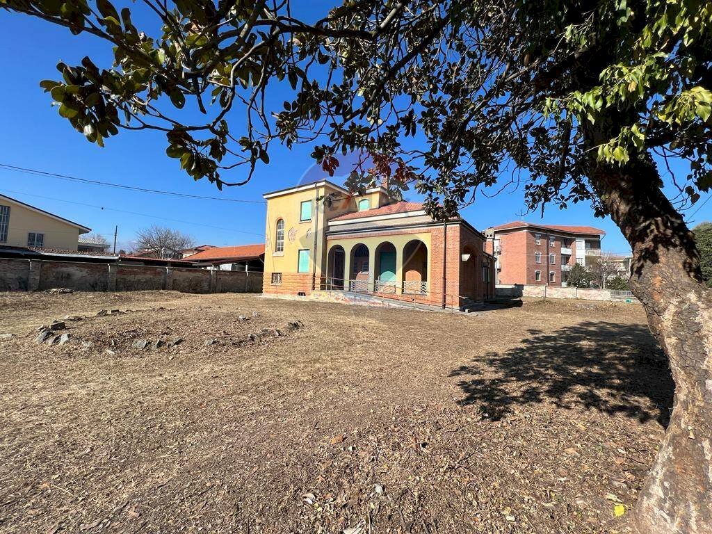 Casa all\'aperto - Locale Commerciale via sant anna
 
2, Rivarolo Canavese - foto 1