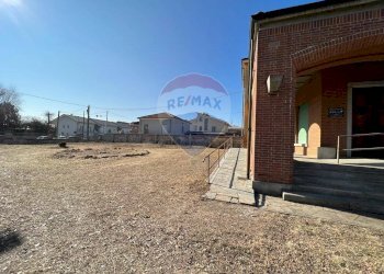 Casa all\'aperto - Locale Commerciale via sant anna
 
2, Rivarolo Canavese - foto 7