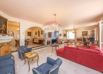 Sala da pranzo - Villa Via Empedocle, Aci Castello - foto 40