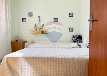Camera / camera da letto - Quadrilocale via spiaggia
 
307, Mascali - foto 21