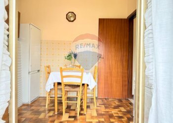 Sala da pranzo - Quadrilocale via spiaggia
 
307, Mascali - foto 30