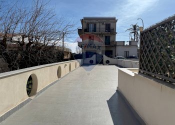 Terrazza - Quadrilocale via spiaggia
 
307, Mascali - foto 34