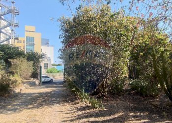 Edificio all\'aperto - Villa VIA PORTOSALVO
 
14, Caltagirone - foto 10