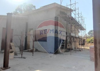 Edificio all\'aperto - Villa VIA PORTOSALVO
 
14, Caltagirone - foto 23