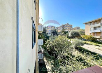 Edificio all\'aperto - Trilocale via Martedina
 
s/n, Mineo - foto 54