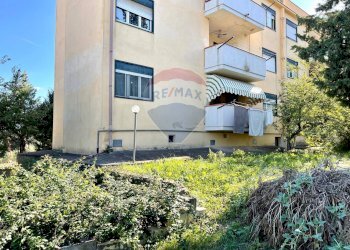 Edificio all\'aperto - Trilocale via Martedina
 
s/n, Mineo - foto 64