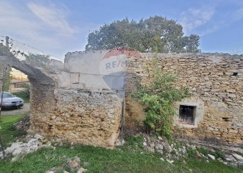 Casa all\'aperto - Rustico via croce del vicario
 
40, Caltagirone - foto 7