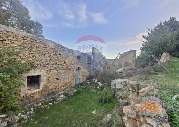 Vista delle montagne - Rustico via croce del vicario
 
40, Caltagirone - foto 15