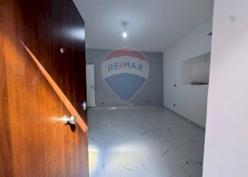 Stanza vuota - Bilocale Via Cesare Abba
 
72, Catania - foto 10