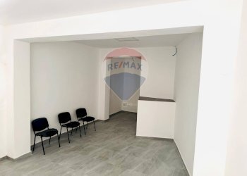 Primo ambiente - Laboratorio Via Conca Del Naviglio
 
4, Milano - foto 3