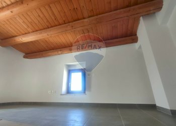 Stanza vuota - Casa semi indipendente via della pieta'
 
11, L'Aquila - foto 20