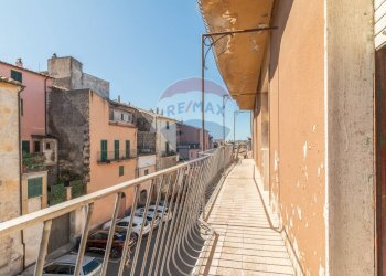 Balcone - Quadrilocale Via Napoli
 
14, Cellere - foto 20