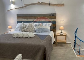 Camera da letto - Appartamento Via Chirurgo dell'Erba
 
87, Vieste - foto 6