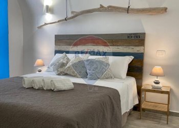 Camera da letto - Appartamento Via Chirurgo dell'Erba
 
87, Vieste - foto 7