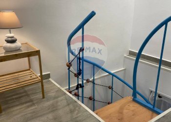 scaletta a chocciola - Appartamento Via Chirurgo dell'Erba
 
87, Vieste - foto 9