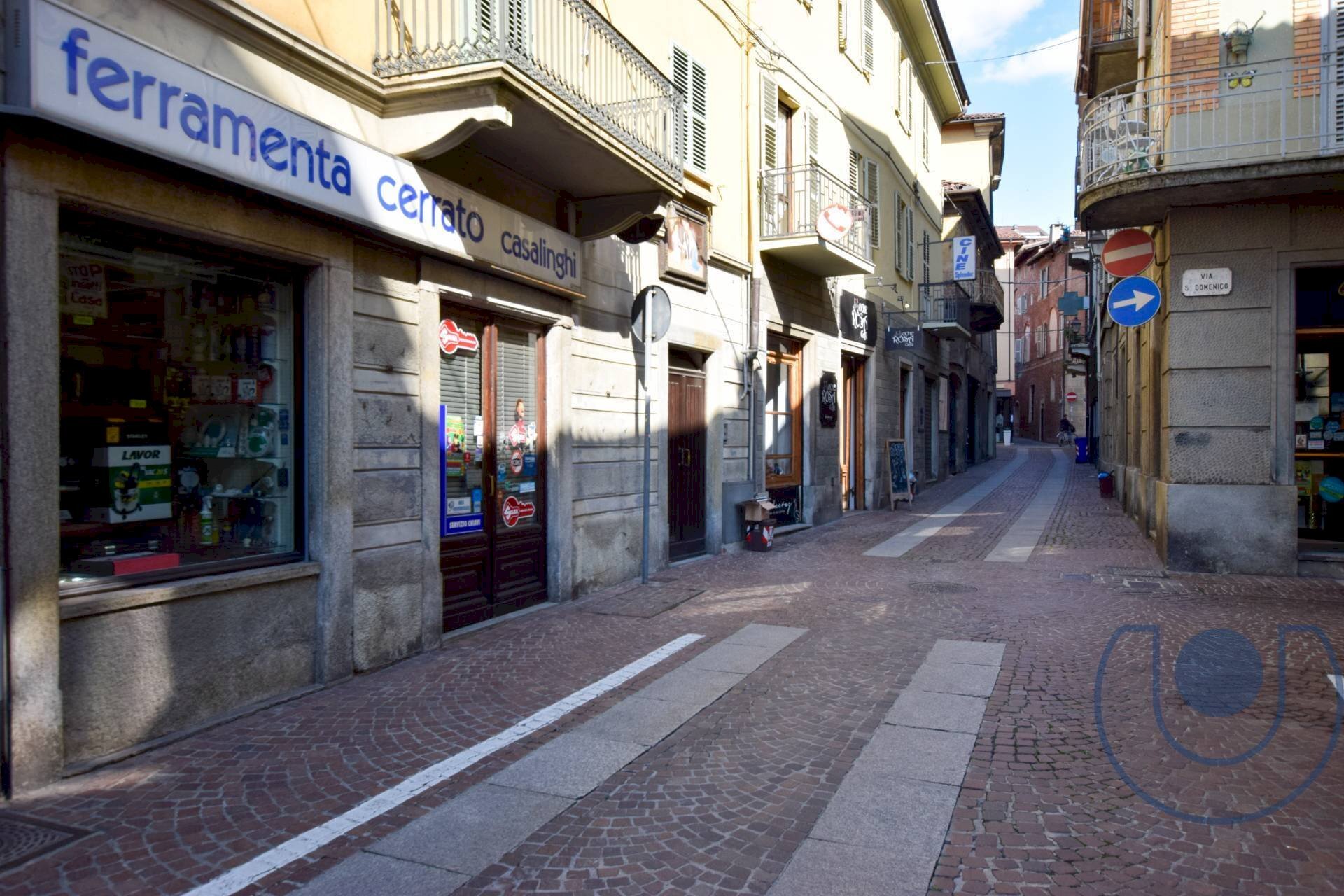 Facciata - Commercial Activity Via XX Settembre, Chieri - photo 2