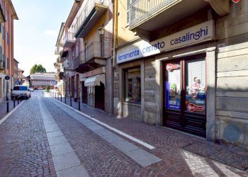 Facciata - Commercial Activity Via XX Settembre, Chieri - photo 1