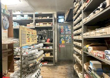 scaffali - Commercial Activity Via XX Settembre, Chieri - photo 10