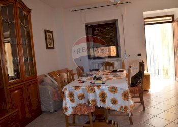 Sala da pranzo - Appartamento via ceraso
 
7-9, Castelpagano - foto 5
