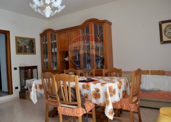 Sala da pranzo - Appartamento via ceraso
 
7-9, Castelpagano - foto 6