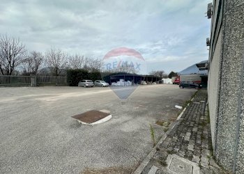 Edificio all\'aperto - Capannone Rotondi - foto 10