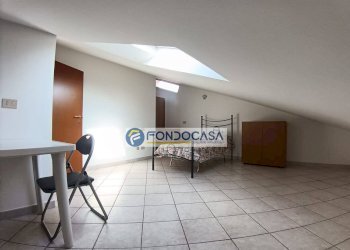 seconda camera da letto - Attico via dei mille, Carrara - foto 23