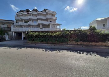 Foto 1 - Attività Commerciale Via Nola, San Gennaro Vesuviano - foto 1