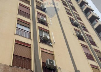Edificio all\'aperto - Appartamento viale della regione siciliana
 
2464, Palermo - foto 1