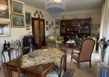 Sala da pranzo - Appartamento viale della regione siciliana
 
2464, Palermo - foto 10