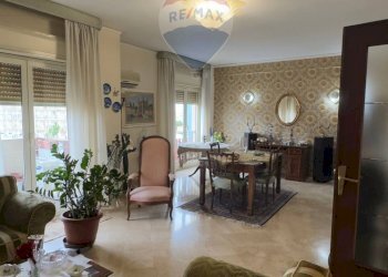 Sala da pranzo - Appartamento viale della regione siciliana
 
2464, Palermo - foto 14