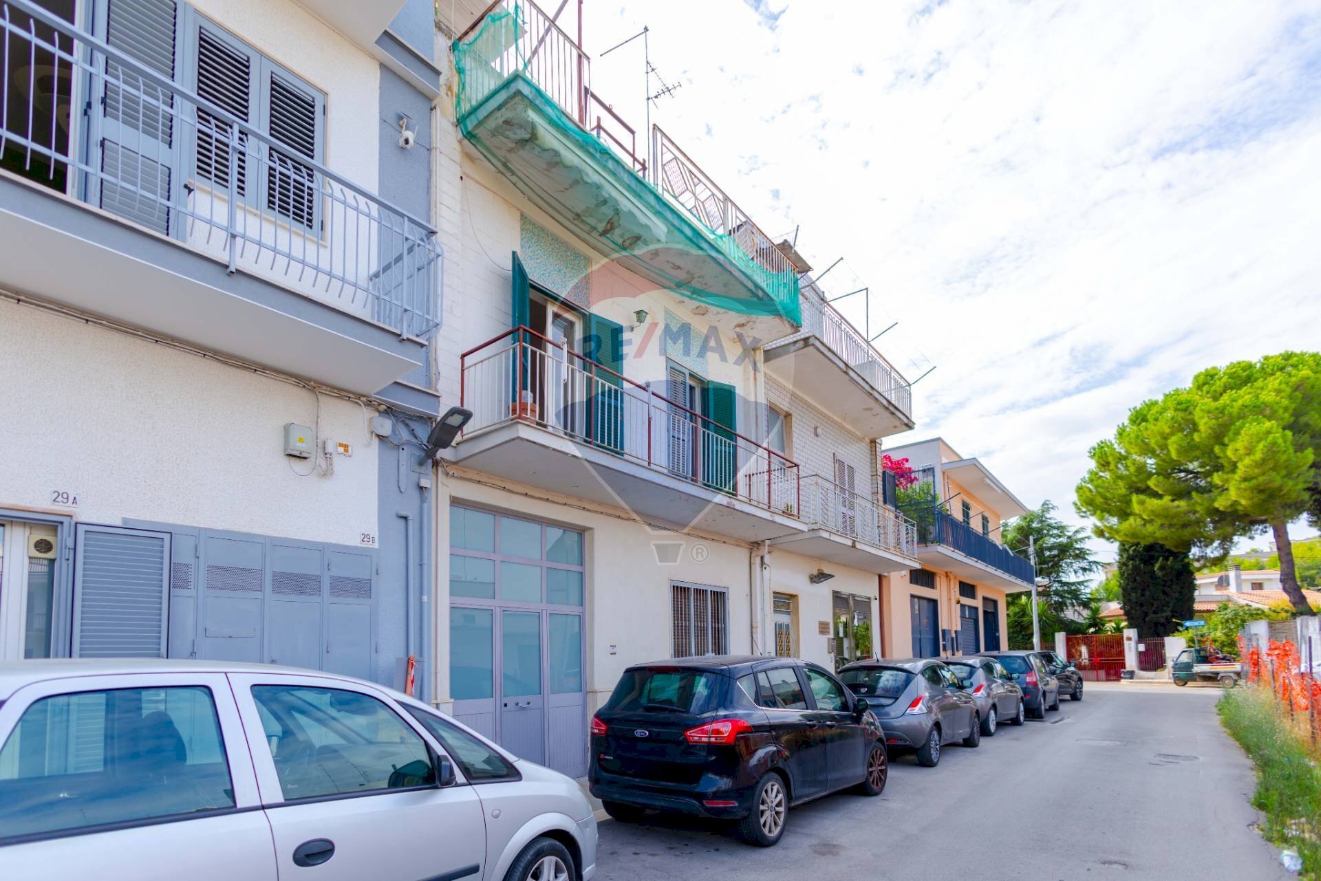 Edificio all\'aperto - Trilocale Via Vincenzo Modugno
 
31, Bitonto - foto 1