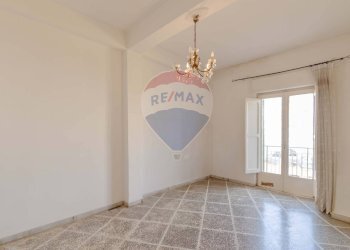 Stanza vuota - Trilocale Via Vincenzo Modugno
 
31, Bitonto - foto 5