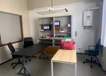 Foto 12 - Laboratorio Via Valeriani
 
1, Valenza - foto 12