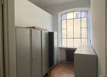 Foto 14 - Laboratorio Via Valeriani
 
1, Valenza - foto 14