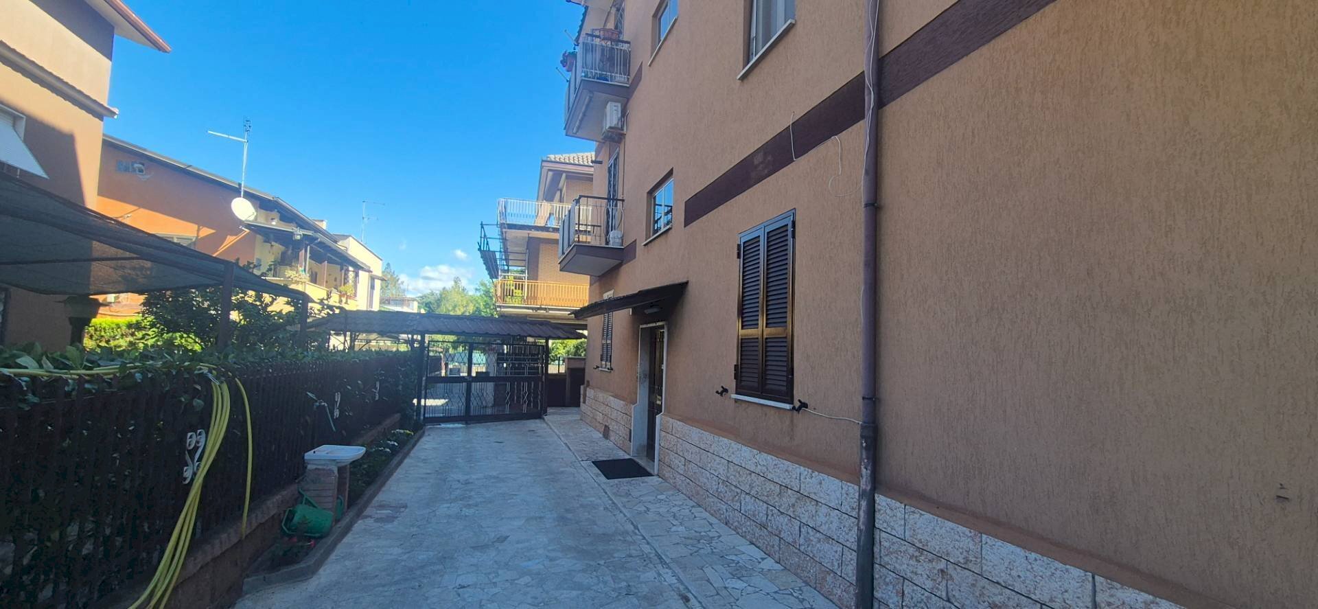 Foto 1 - Trilocale Via NIcandro
 
9, Roma - foto 1