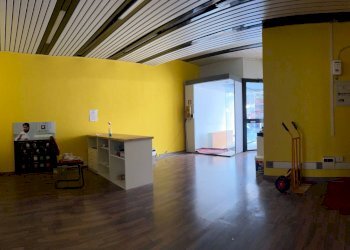 Foto 6 - Commercial Premises Savona - photo 6