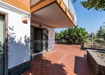 Foto 3 - Locale Commerciale Via Sutera
 
2, Acireale - foto 3