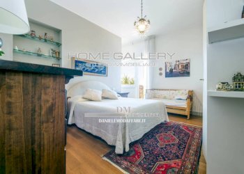 Camera da letto - Appartamento via Piaggio, Genova - foto 24