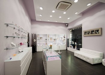 Foto 1 - Locale Commerciale Viale Terenzio Mamiani
 
36, Firenze - foto 1