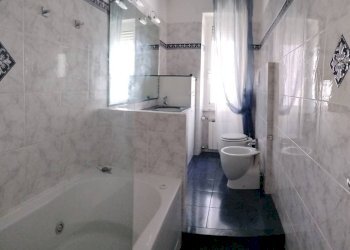 Bagno - Trilocale corso Ferdinando Magellano, 1c, Genova (zona Sampierdarena) - foto 15