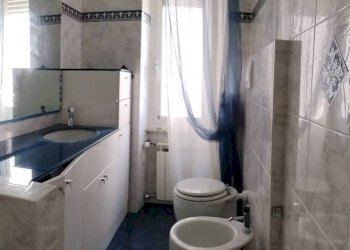 Bagno - Trilocale corso Ferdinando Magellano, 1c, Genova (zona Sampierdarena) - foto 16