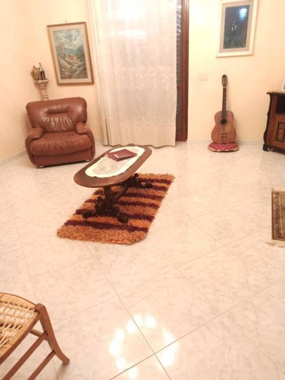 Salone - Appartamento via Nino Buccellato, Castellammare del Golfo - foto 3