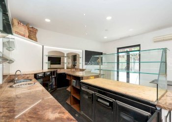 Salone - Bar Tavola Calda - Fredda via Vittorio Emanuele II, 15, Chieri - foto 2