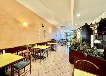 Interno non residenziale - Negozio corso Torino, 87, Buttigliera Alta - foto 6