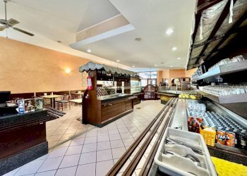 Interno non residenziale - Negozio corso Torino, 87, Buttigliera Alta - foto 7