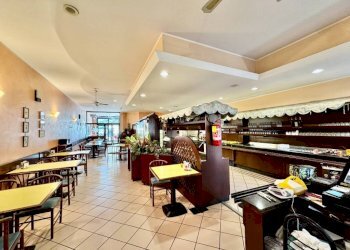 Interno non residenziale - Negozio corso Torino, 87, Buttigliera Alta - foto 9