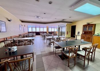 Interno non residenziale - Negozio corso Torino, 87, Buttigliera Alta - foto 15