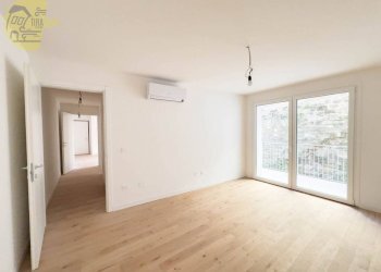 Camera da letto - Trilocale salita di Gretta, 15, Trieste - foto 11