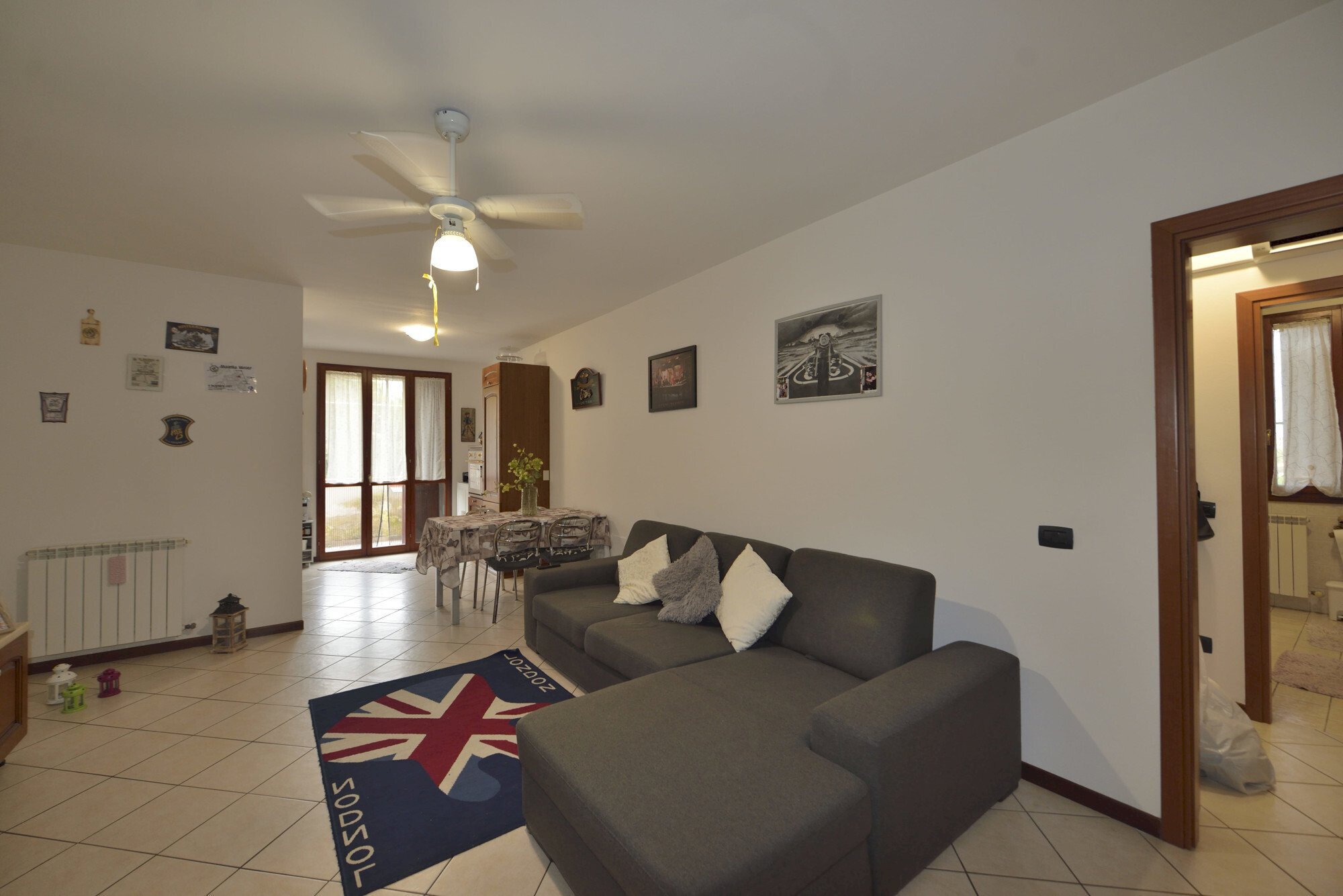 Trilocale VIA   Tassinari, Cento - foto 2