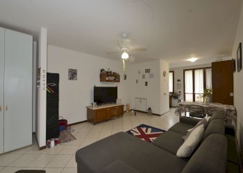 Trilocale VIA   Tassinari, Cento - foto 3